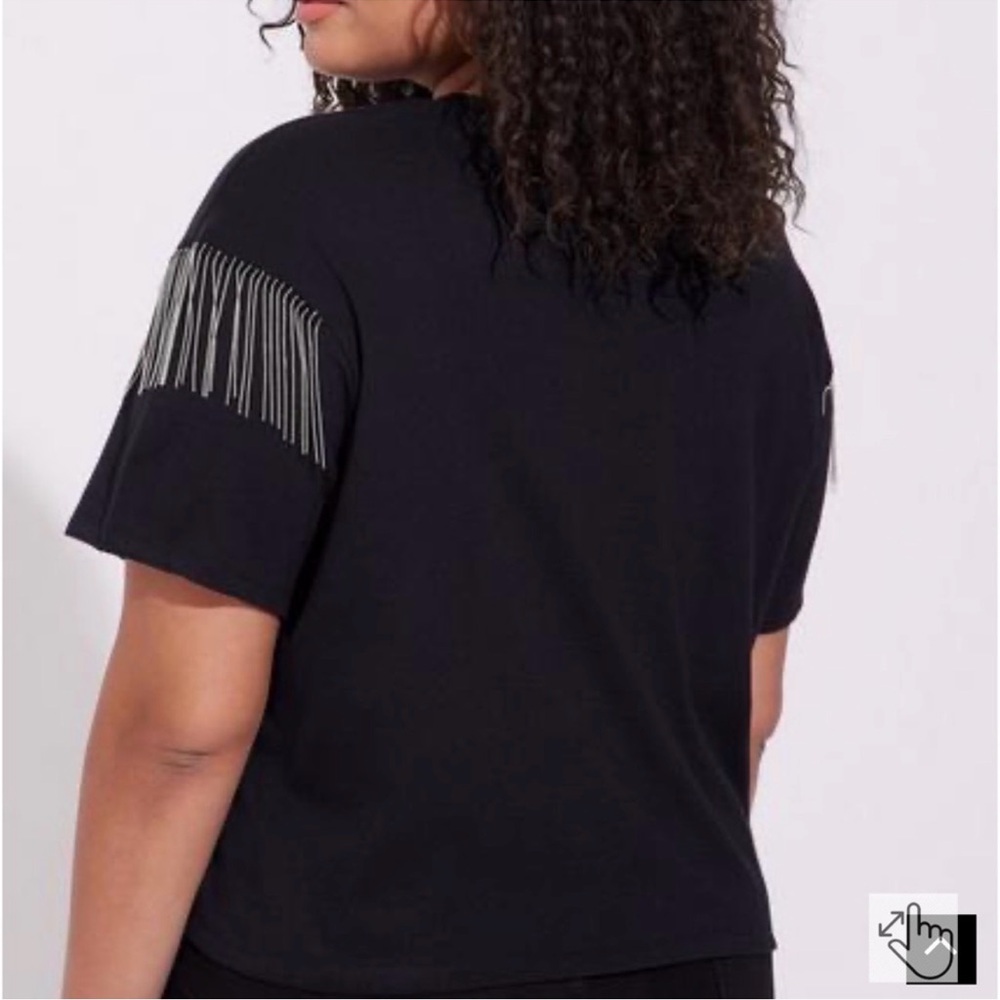 Torrid Black Misfits Graphic Crop Top. Size 4 - Picture 2 of 8